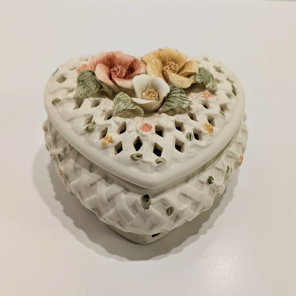 Hand Painted Pastel Flower Trinket Dish, Heart Shaped Porcelain Apricot Yellow - Picture 1 of 12